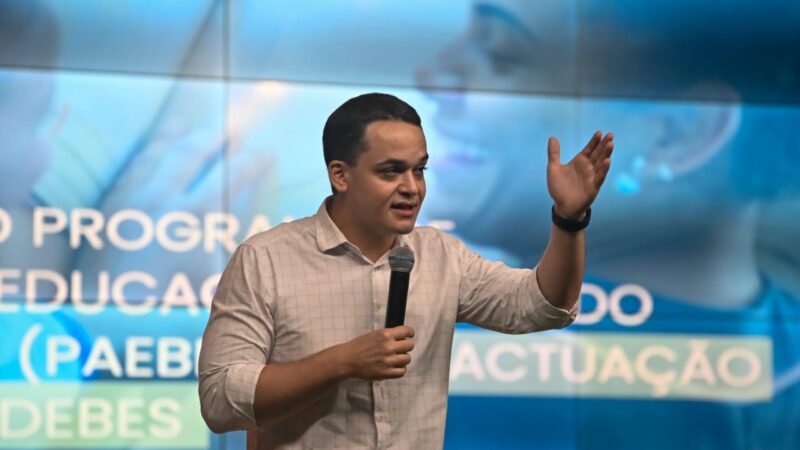 Vitória avança em vários índices da educação e conquista destaque nacional