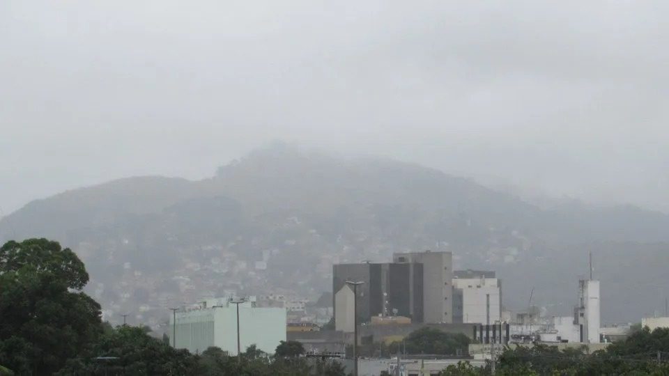 Vitória deve bater recorde de frio, com temperatura de 17ºC hoje (2)