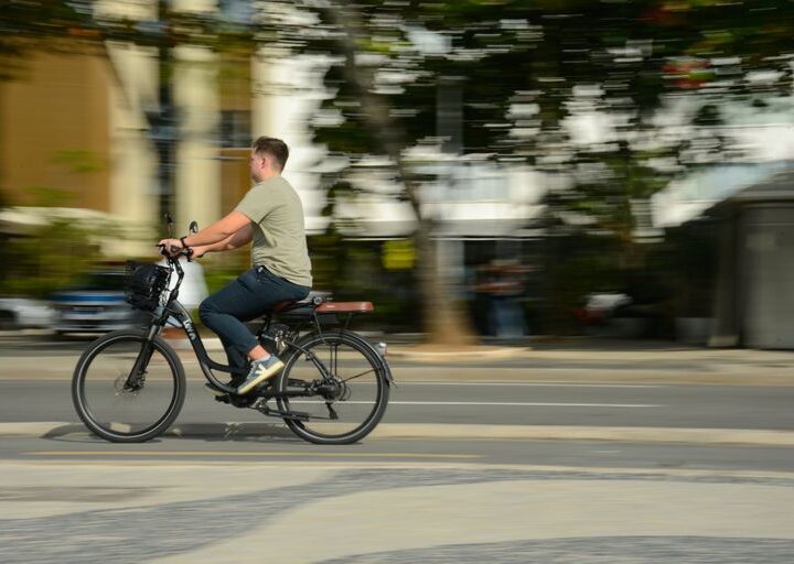 Bicicletas elétricas e patinetes viram maiores alvos de furtos e roubos no ES