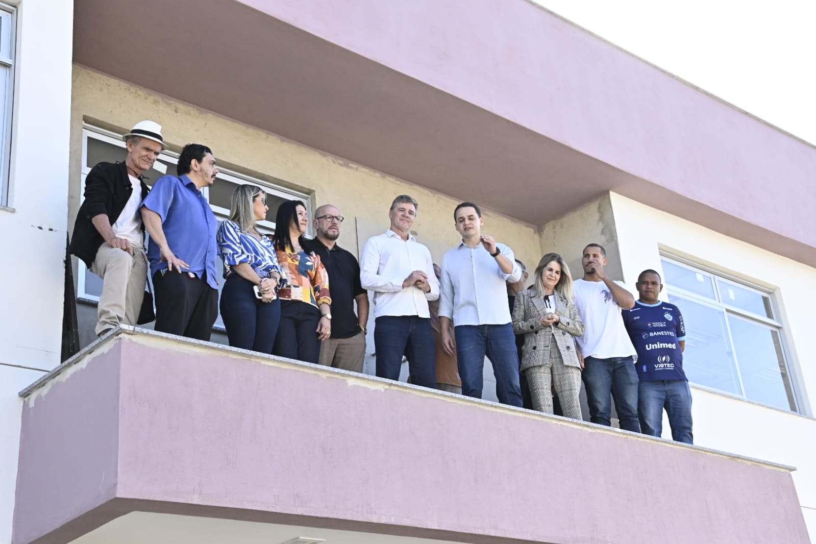 Pazolini e lideranças comunitárias visitam visita obra do CRAS de Itararé