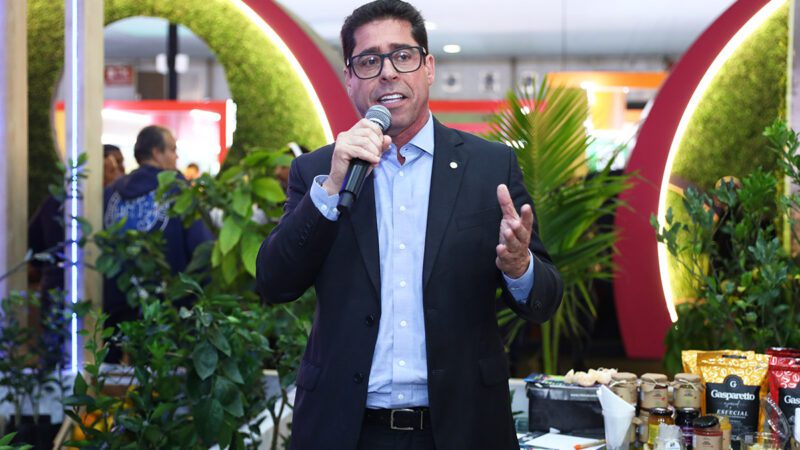 Feira reúne 78 municípios para mostrar riquezas culturais e econômicas do ES