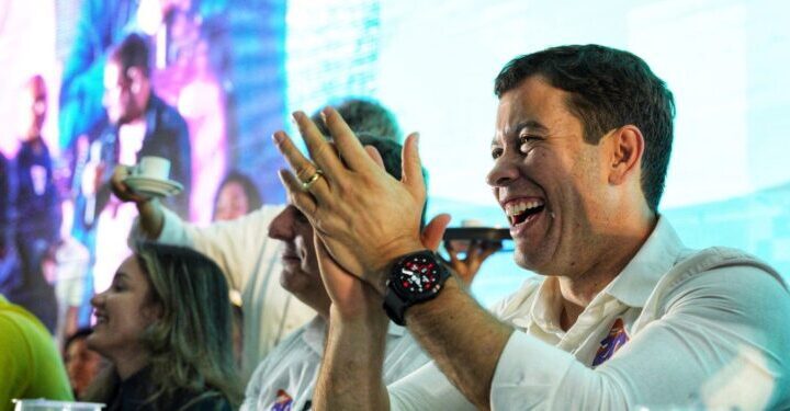Arnaldinho recebe prêmio do Tesouro Nacional por excelência fiscal e contábil