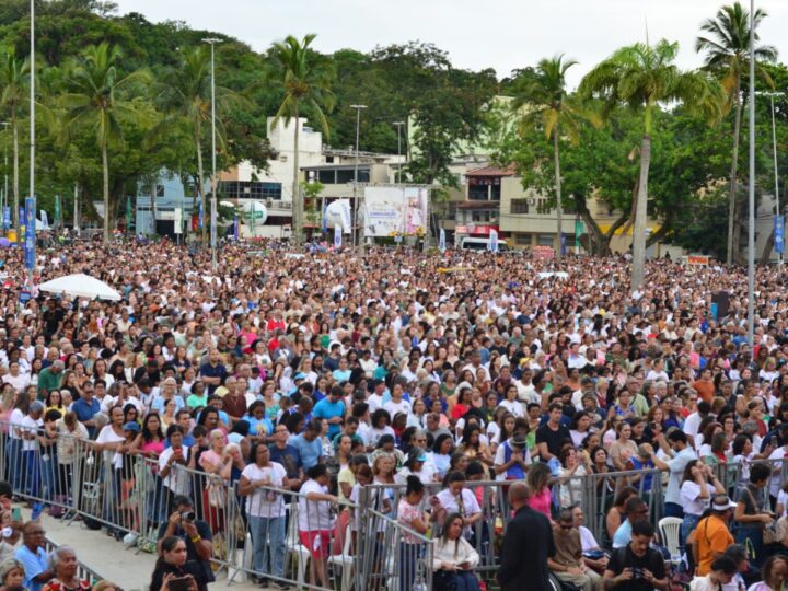Festa da Penha 2026 reúne 2,7 milhões de fiéis e encerra com multidão em oração na Prainha