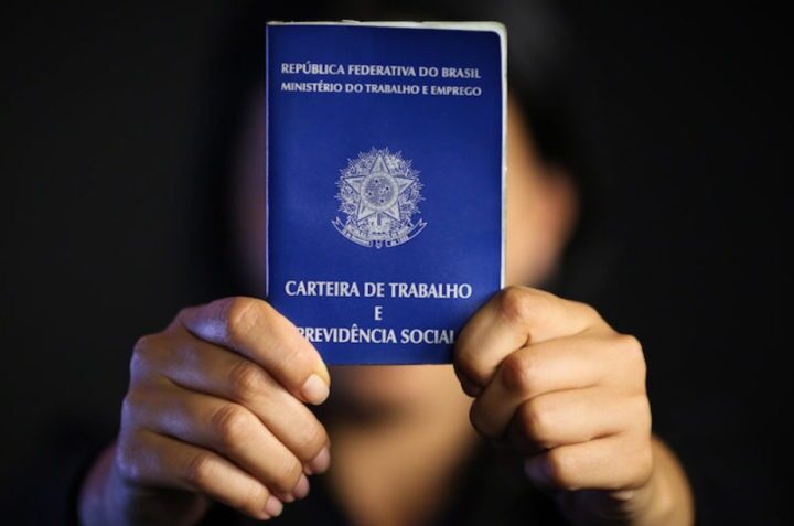 Vila Velha se consolida na liderança de empregos no Estado em fevereiro