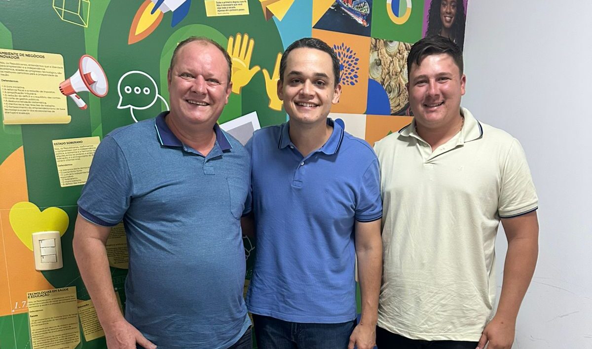 Pazolini amplia base e recebe apoio de lideranças em várias regiões do ES