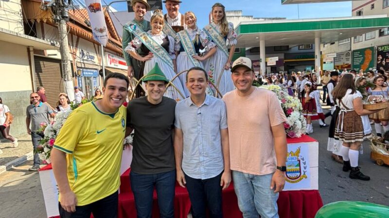 Entre visitas e caminhada, lideranças fortalecem articulação política no feriadão no ES