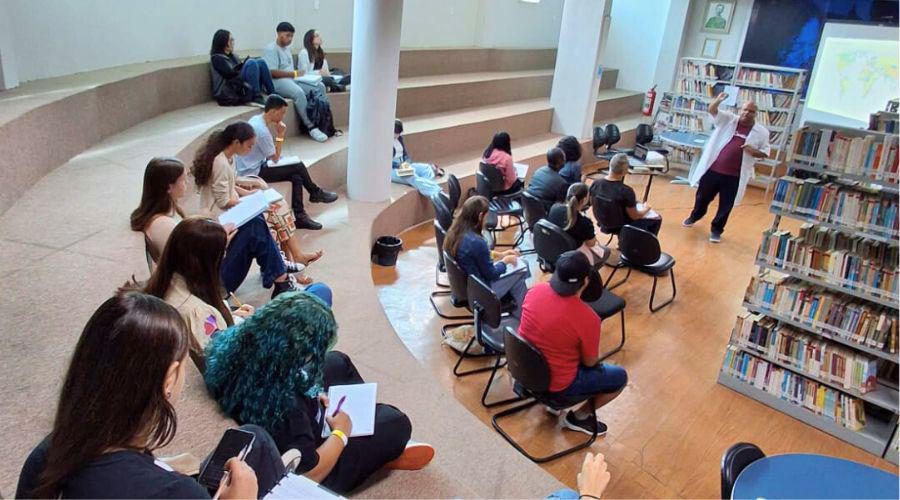 Vila Velha oferece workshops gratuitos para preparar estudantes para Enem e concursos