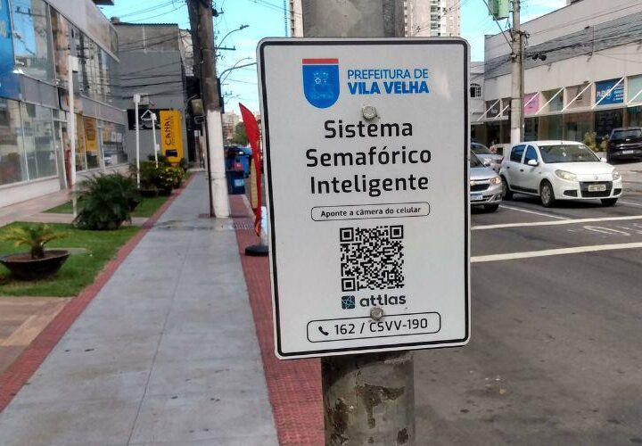 Sistema de QR Code nos semáforos de Vila Velha registra mais de 2 mil chamados em seis meses