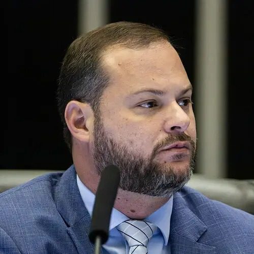 Dr. Victor Linhalis celebra ampliação da Tarifa Social de Energia e destaca alívio no orçamento de milhares de famílias capixabas