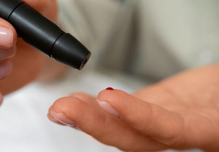 Vila Velha reforça combate às hepatites virais com capacitação para profissionais da saúde